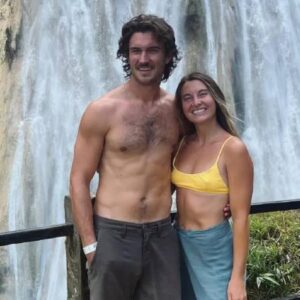 seyahat videolari ile taninan fenomen cift hayatini kaybetti tcIvUGkT