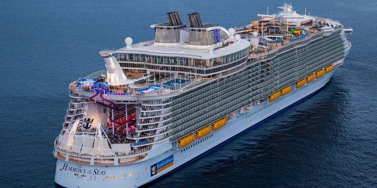 gemide kumar oynadi kaybedince okyanusa atladi iED5yQdu