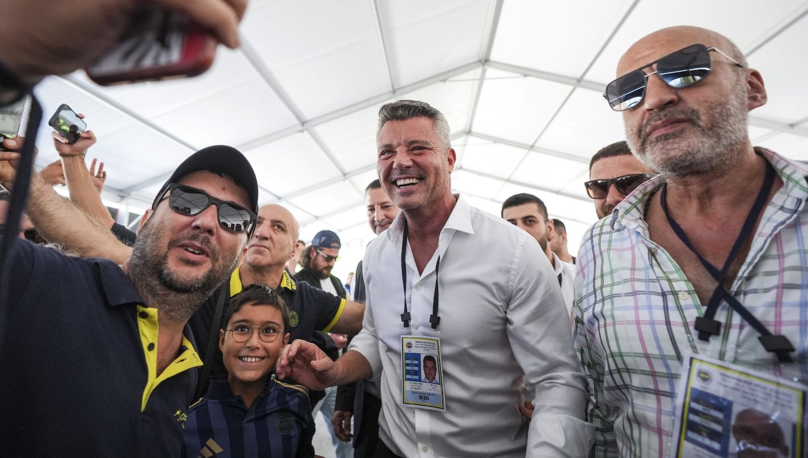 sadettin saran insallah degisimin ilk gunu olacak ZN9GhZXY