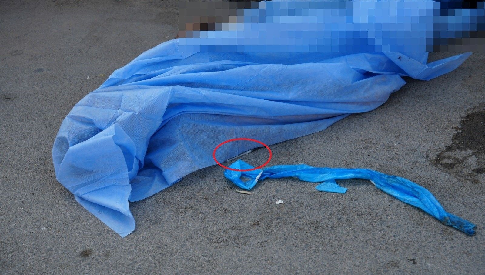 sokak ortasinda olu bulundu yaninda siringa bulundu iDHr6JOm