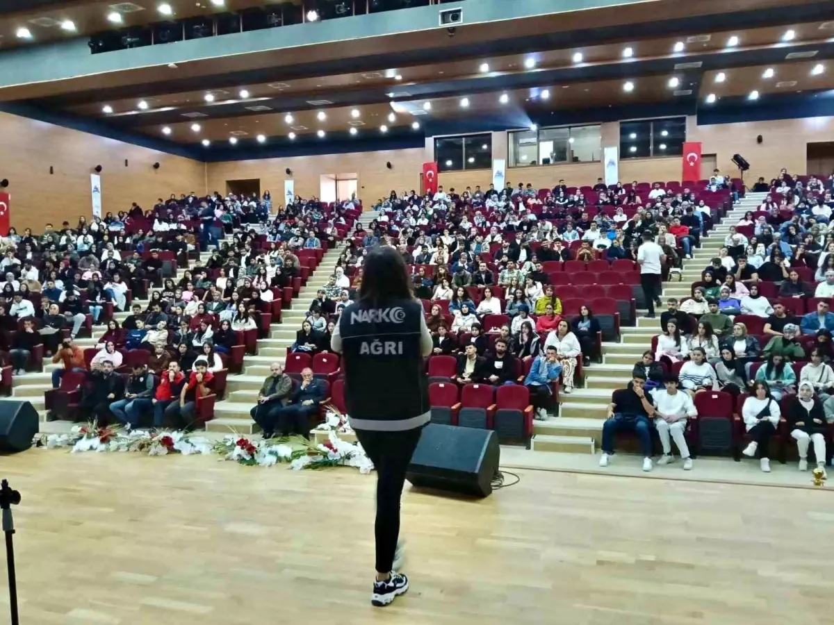 agrida emniyet mudurlugu ogrencileri bilgilendirdi QPXBm1vG