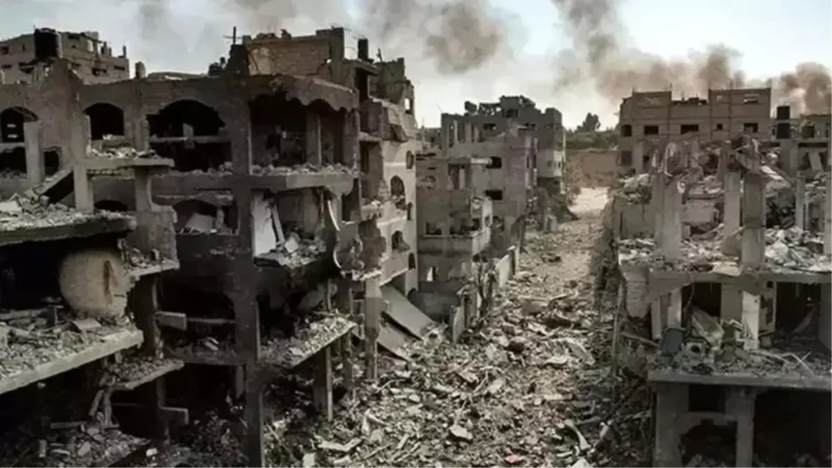 gazzede cop krizi ve su sikintisi halk sagligini tehdit ediyor ShT5vAex.jpg