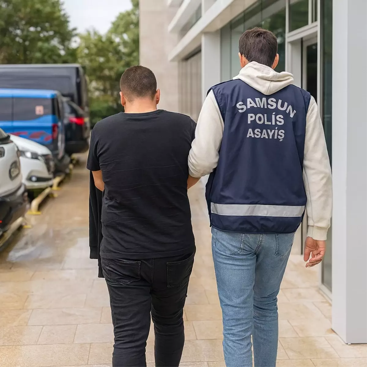 kuyumcudan 50 gram altin caldi vvSDQmIV.jpg