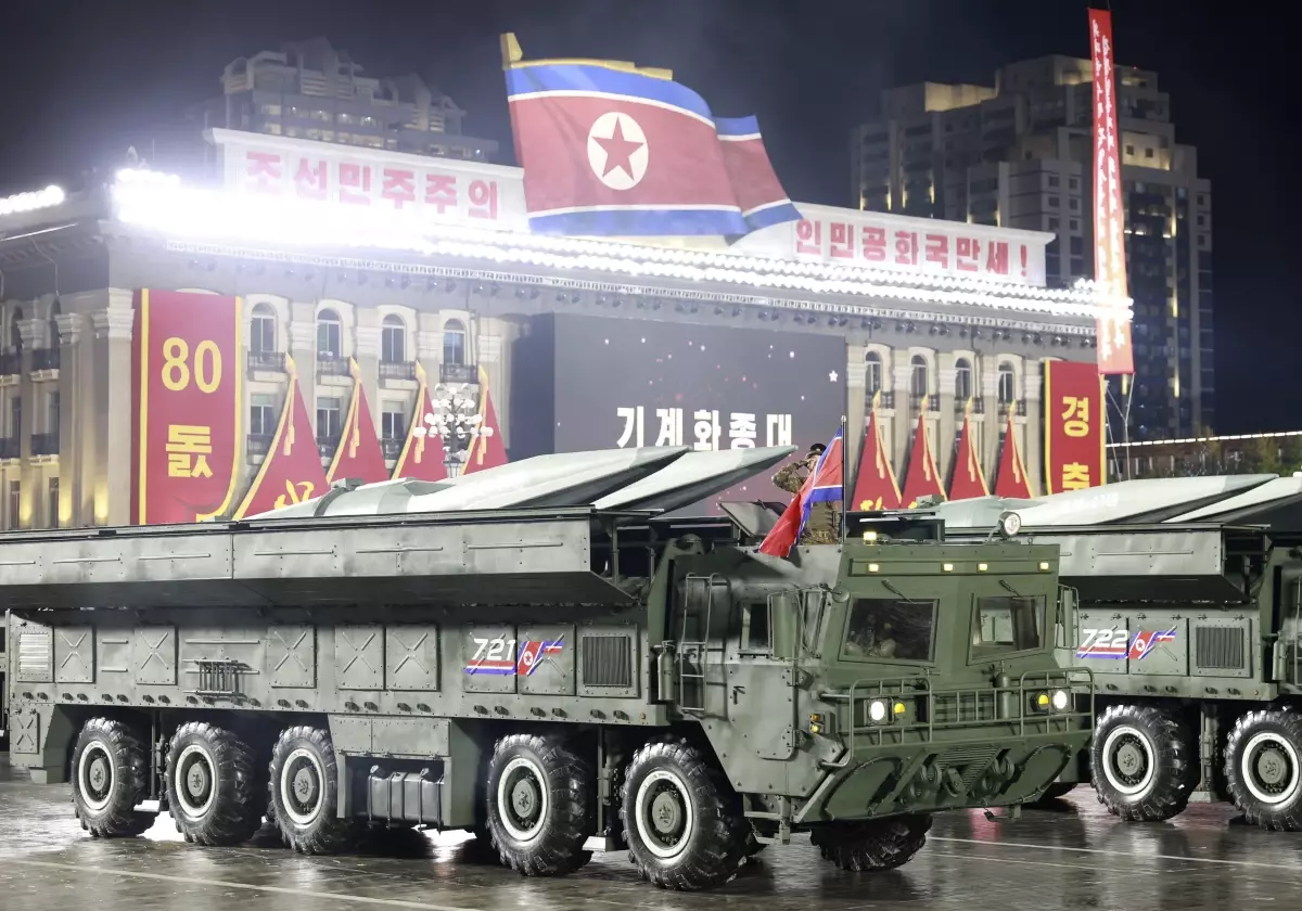 kuzey kore 80 kurulus yildonumunu askeri gecit toreni ile kutladi PQP1OSzV