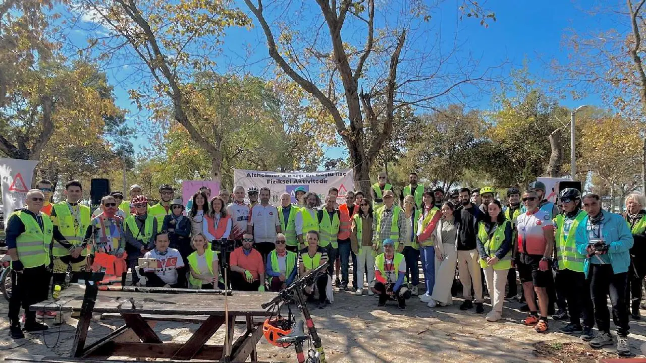 pedallar alzheimer icin cevrildi 8j1M8mh8.jpg