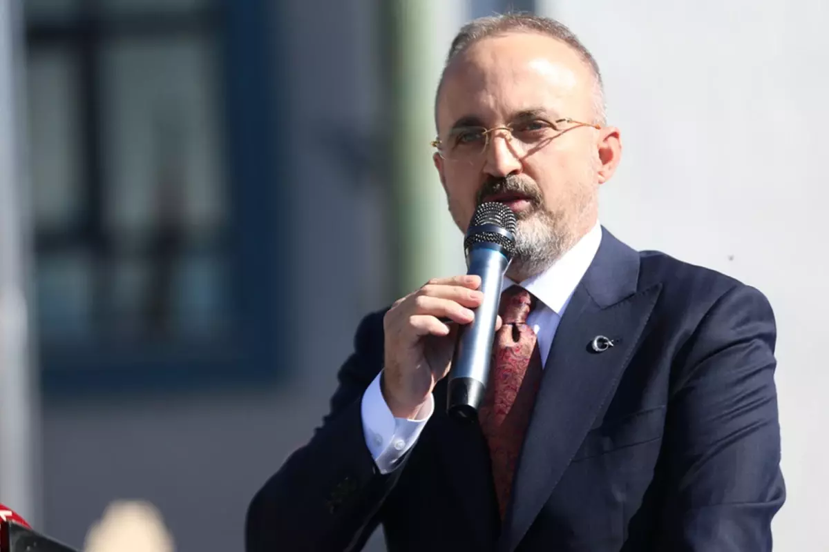 tbmmdeki ocalan sloganlarina bulent turandan tepki hic mi akilli adam yok LQjcBNg5