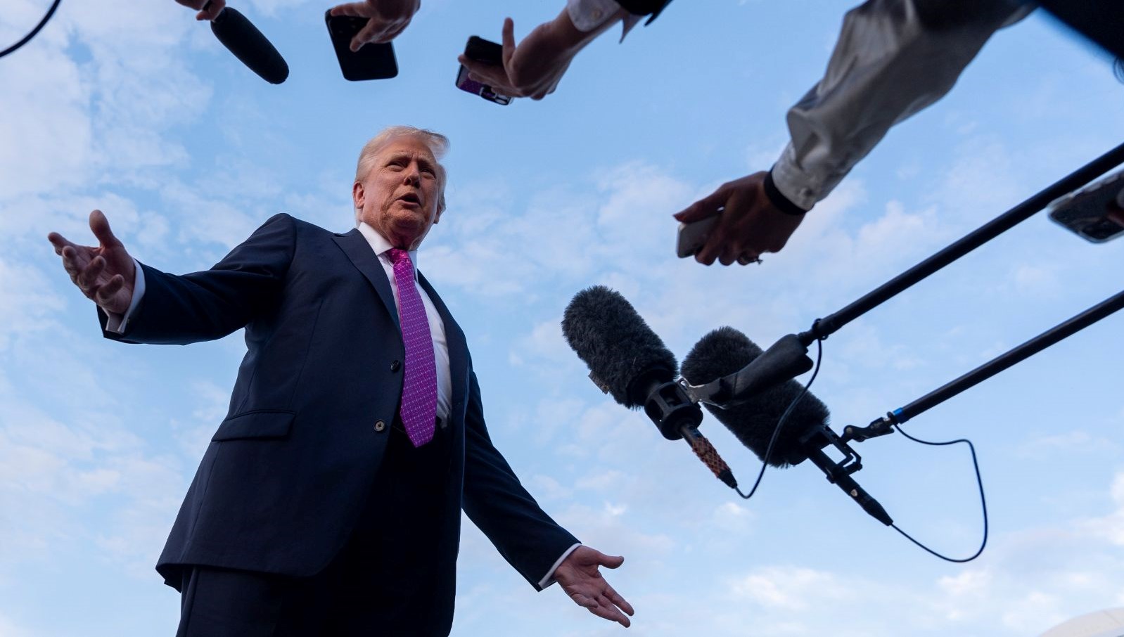 trumpin iki yuzu gazzede baris abdde kaos UkwgLcl3