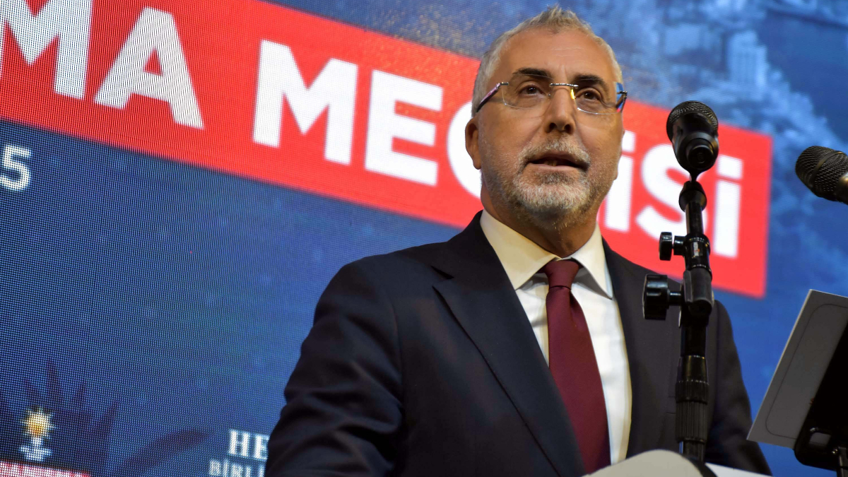 vedat isikhan izmir cop daglarindan ve kokudan gecilmiyor j67xJ1jS