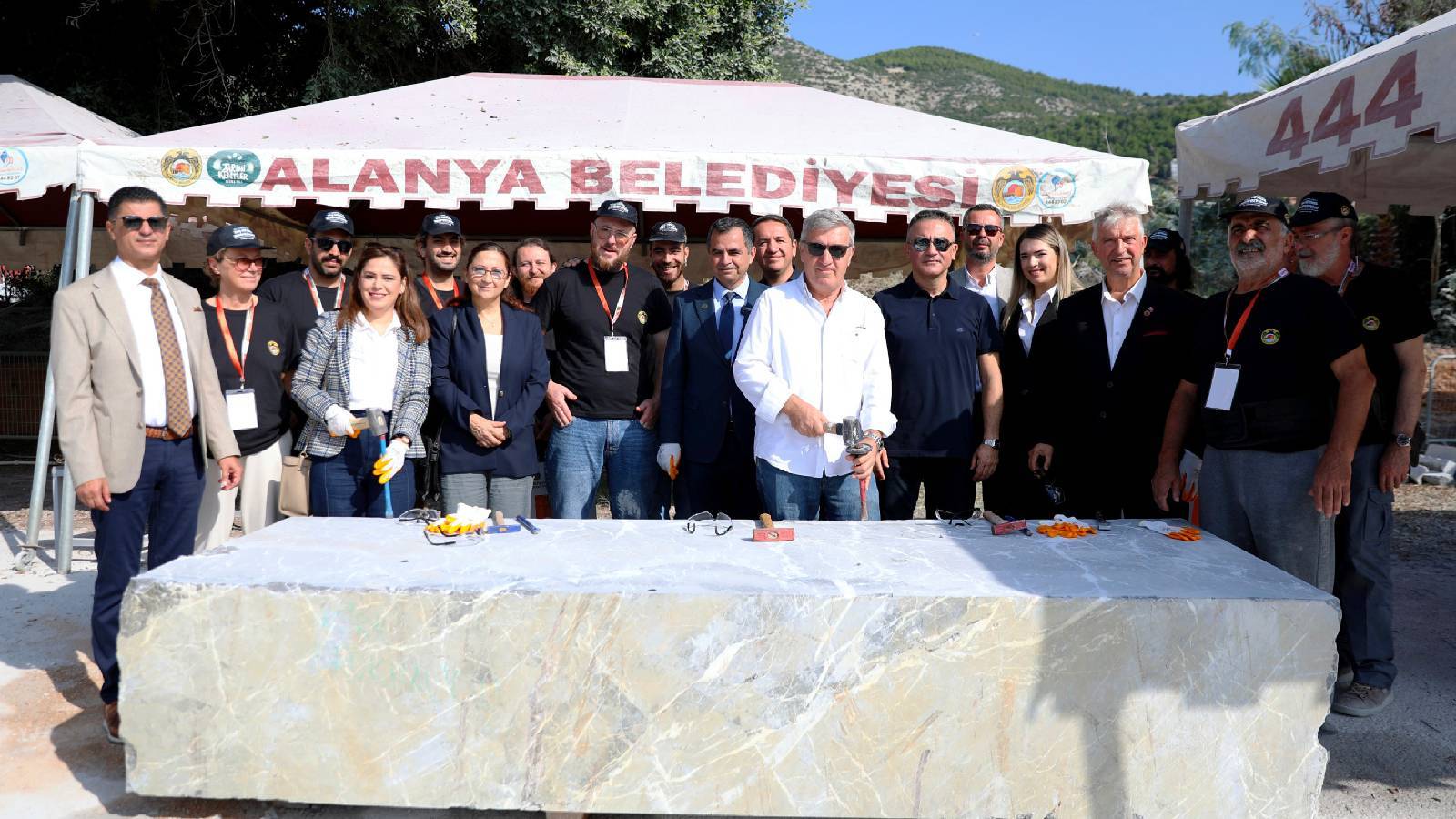 alanyada uluslararasi alanya tas heykel sempozyumu basladi NEtHLjx9.jpg