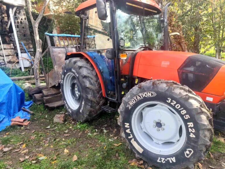 ineboluda muhtar traktor kazasinda agir yaralandi ZV31ZMKZ.jpg