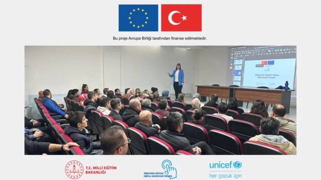 ogretmen-egitimi-dijital-ekosistemi-projesi-saha-tanitim-calismalari-yapiliyor-mebden-haber-5a6ZNb64.jpg