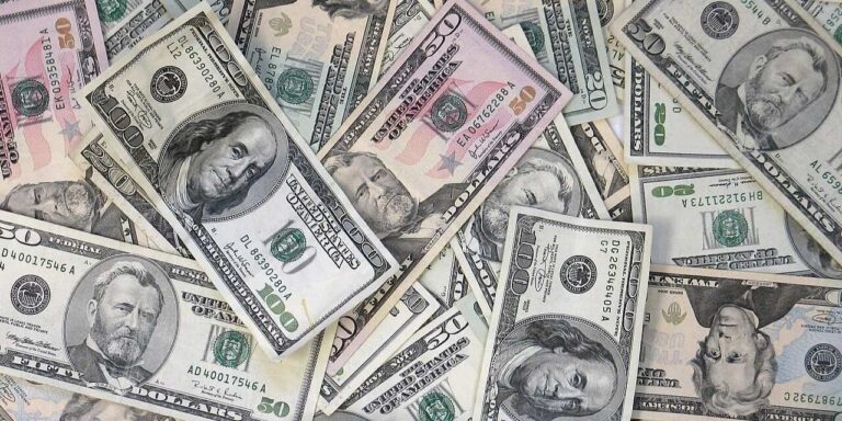kurlar-karisti-baris-umudu-sondu-dolar-firladi-SLEKsT4s